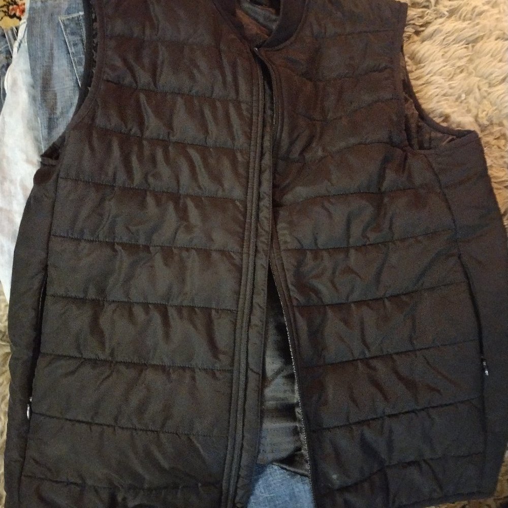 Marc Anthony vest